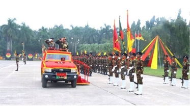 সেনাবাহিনীর বিভিন্ন কোরের রিক্রুট ব্যাচের কুচকাওয়াজ