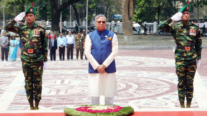 রাষ্ট্রপতিকে শহিদ মিনারে না আসার আহ্বান